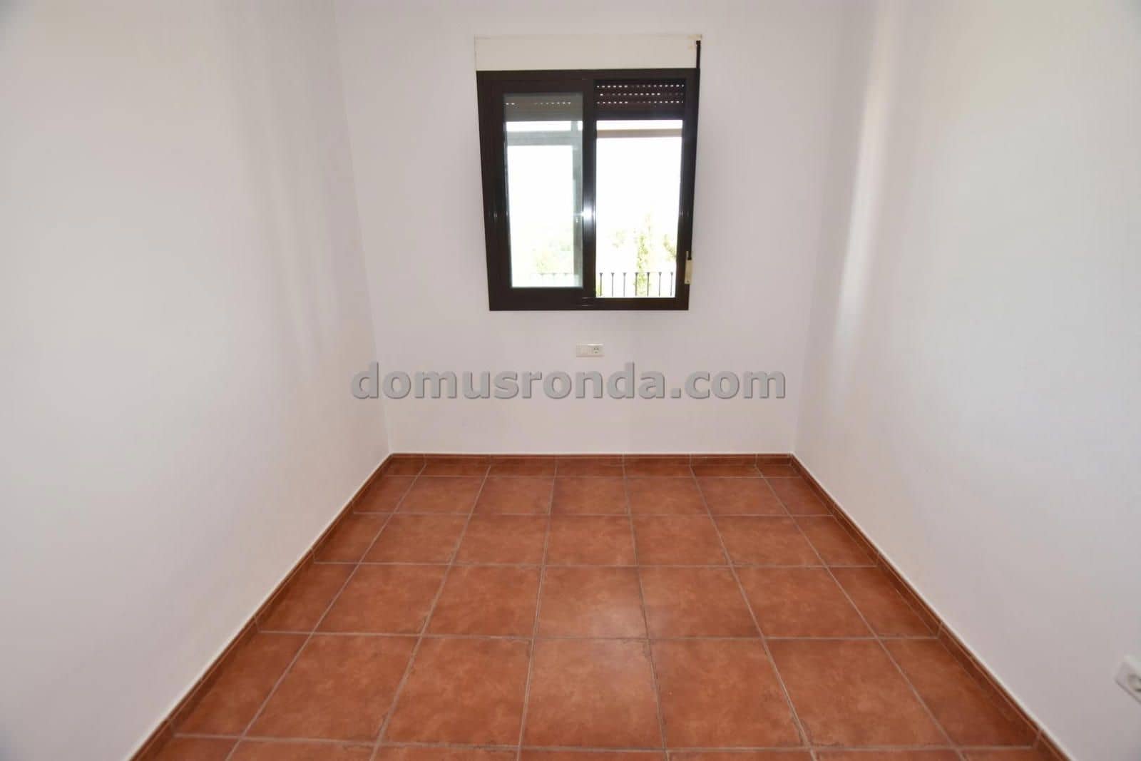3 slaapkamer Villa te koop in Ronda met garage - € 255.000 (Ref: 9072942)