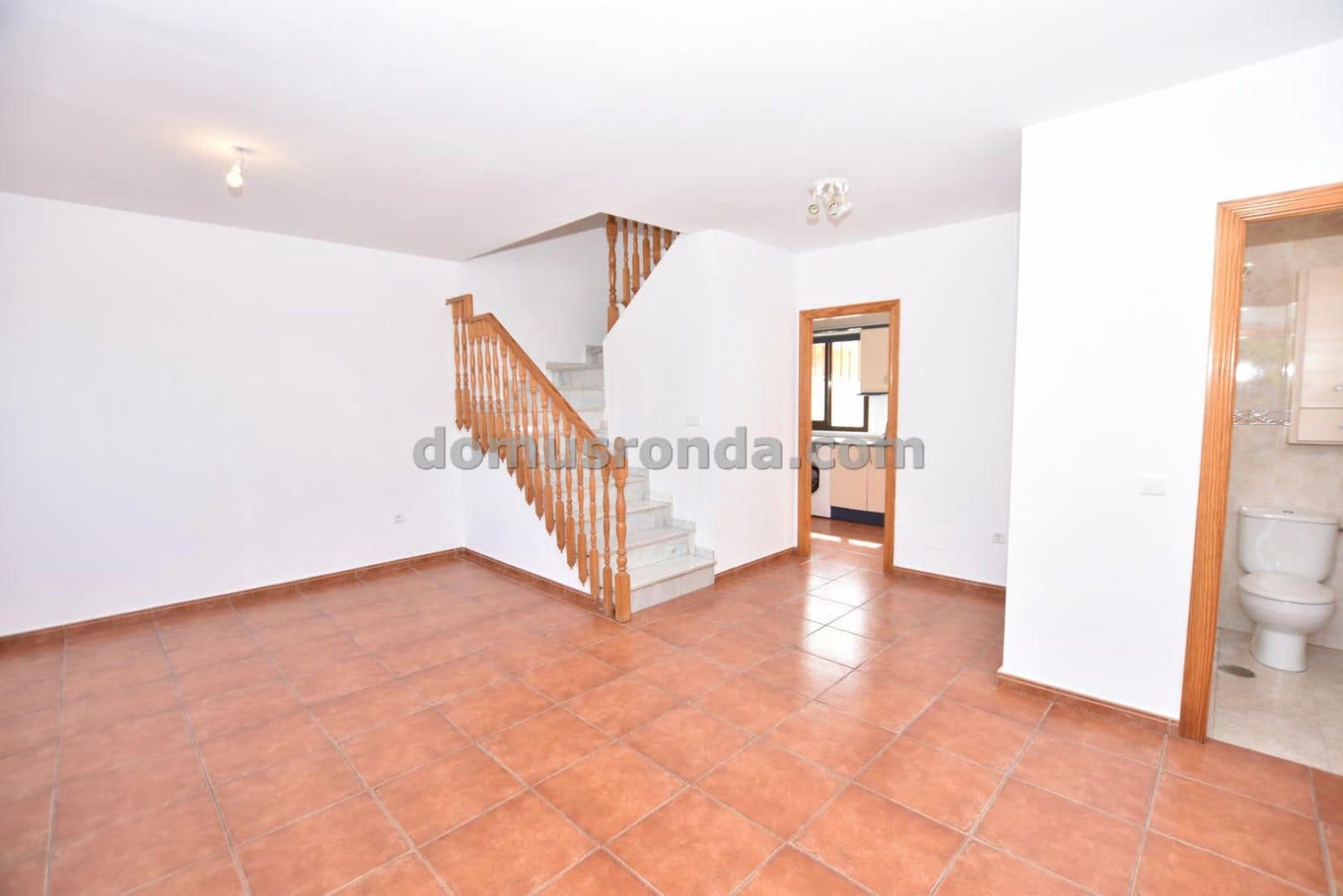 3 slaapkamer Villa te koop in Ronda met garage - € 255.000 (Ref: 9072942)