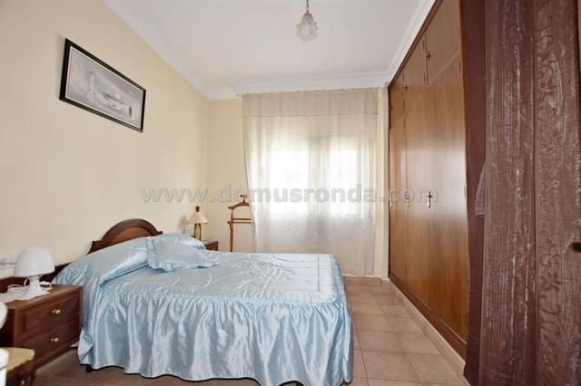 3 sypialnia Mieszkanie na sprzedaż w Ronda - 128 000 € (Ref: 9074102)