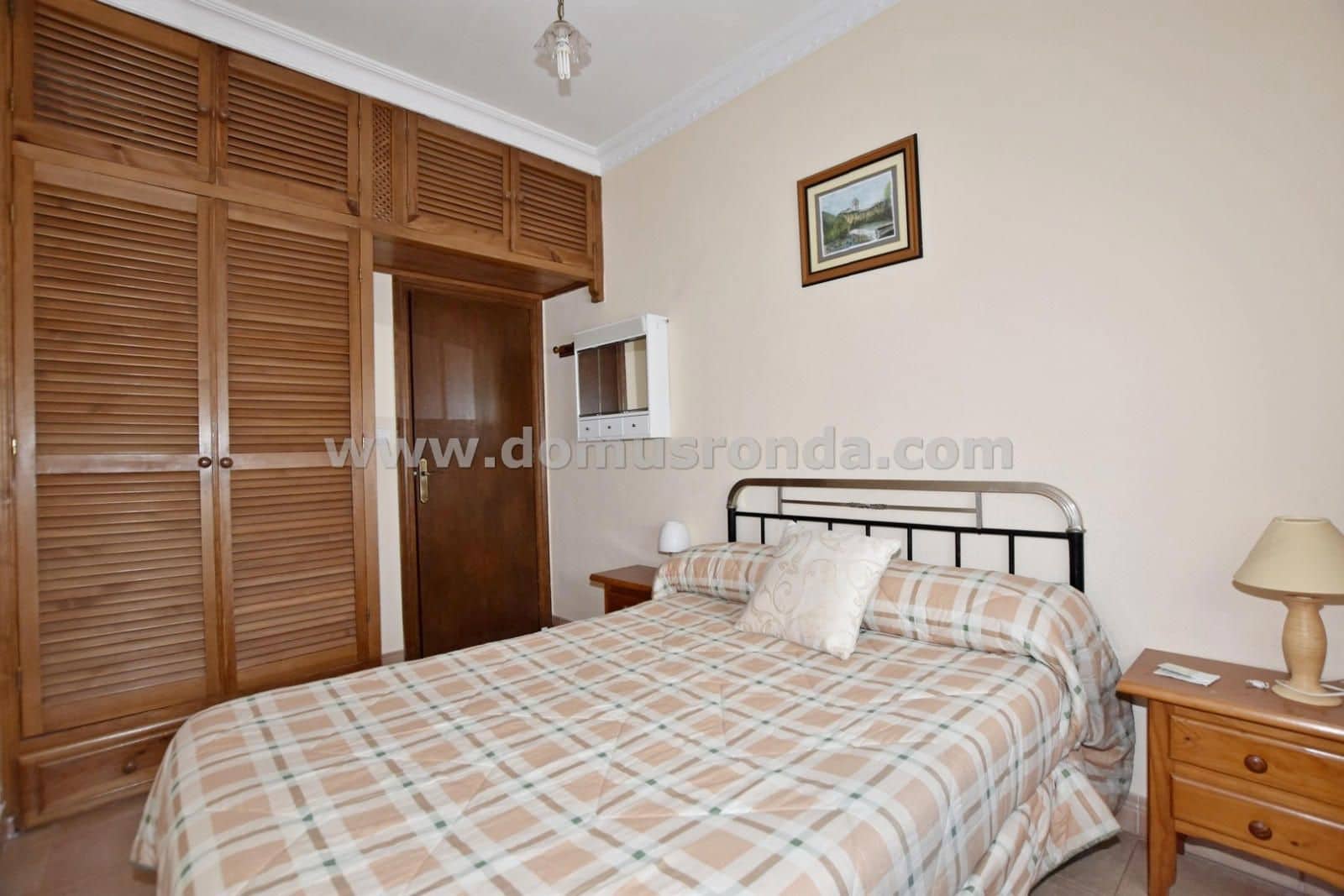 3 sypialnia Mieszkanie na sprzedaż w Ronda - 128 000 € (Ref: 9074102)