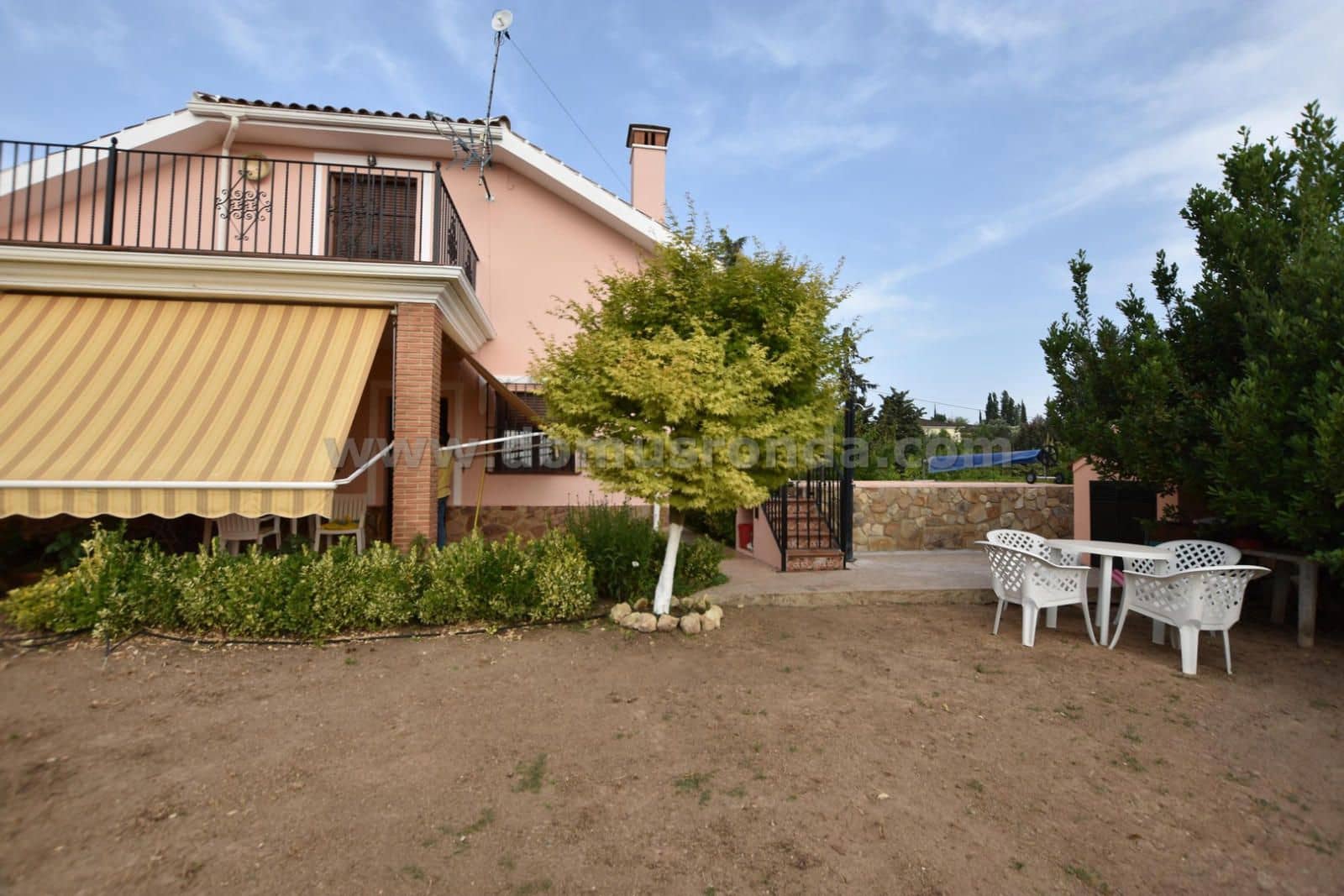 4 bedroom Villa for sale in Ronda with pool - € 595,000 (Ref: 9076508)