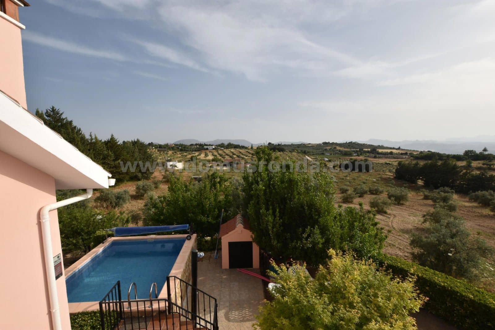 4 bedroom Villa for sale in Ronda with pool - € 595,000 (Ref: 9076508)