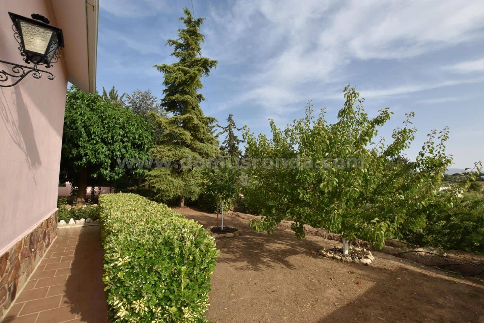 4 bedroom Villa for sale in Ronda with pool - € 595,000 (Ref: 9076508)