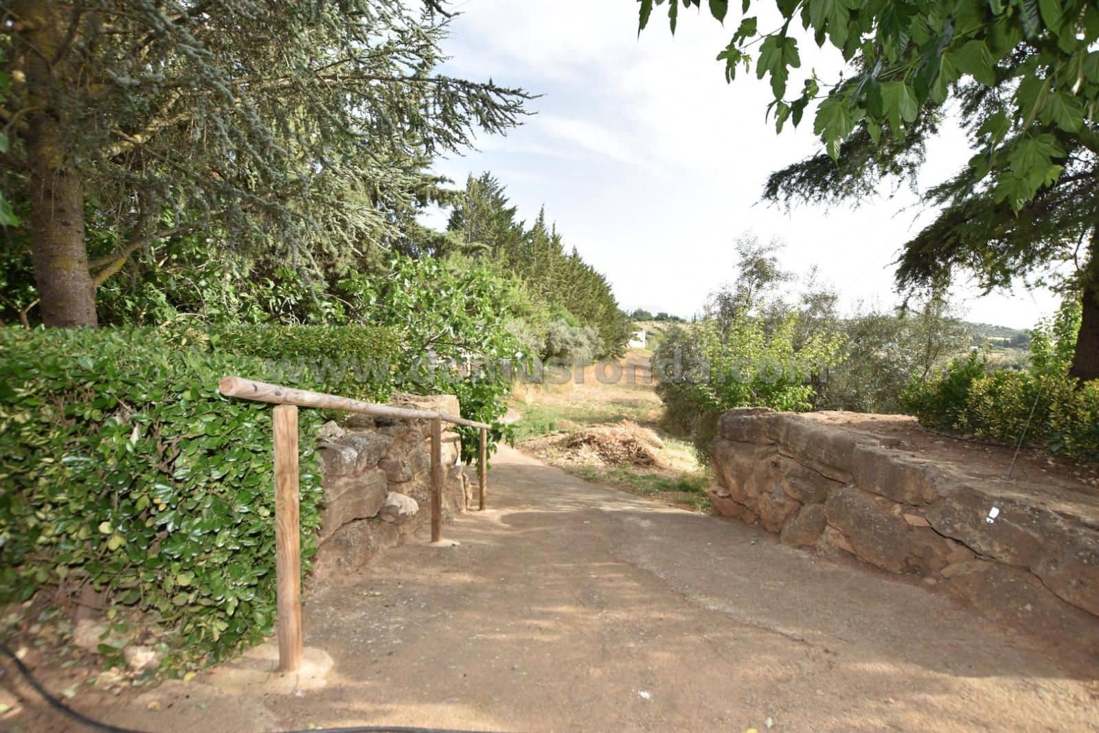 4 bedroom Villa for sale in Ronda with pool - € 595,000 (Ref: 9076508)