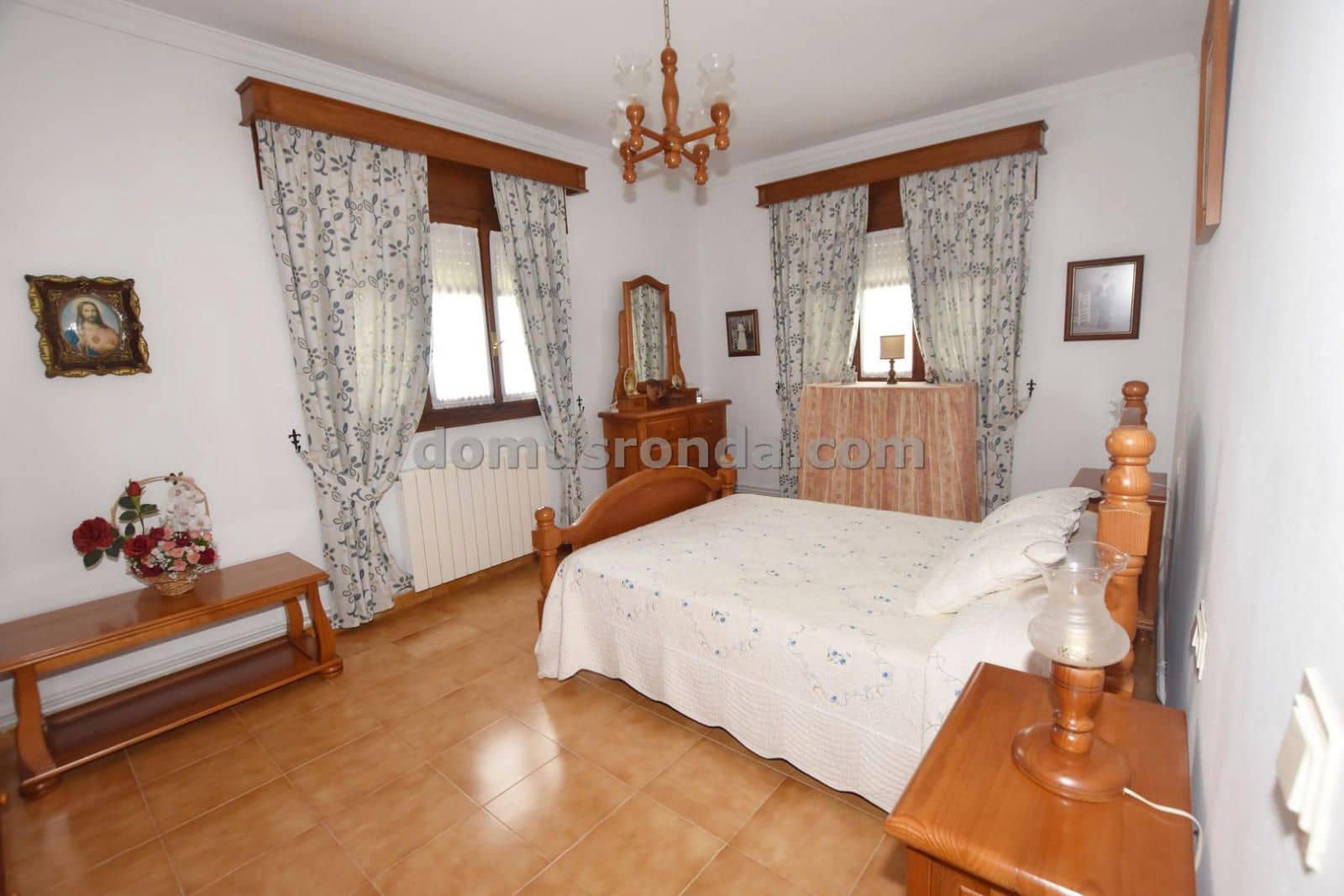 3 chambre Villa/Maison à vendre à Cuevas del Becerro avec garage - 225 000 € (Ref: 9076726)