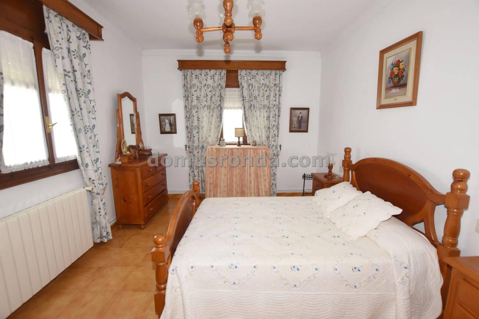 3 chambre Villa/Maison à vendre à Cuevas del Becerro avec garage - 225 000 € (Ref: 9076726)
