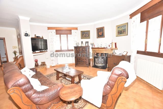 3 chambre Villa/Maison à vendre à Cuevas del Becerro avec garage - 225 000 € (Ref: 9076726)