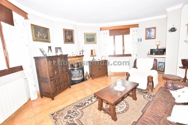 3 chambre Villa/Maison à vendre à Cuevas del Becerro avec garage - 225 000 € (Ref: 9076726)