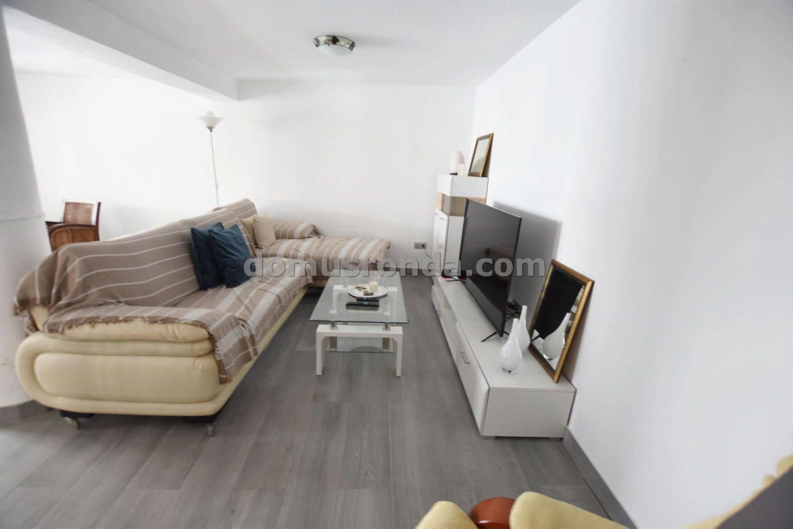 3 soveværelse Villa til salg i Ronda med swimmingpool - € 250.000 (Ref: 9078488)