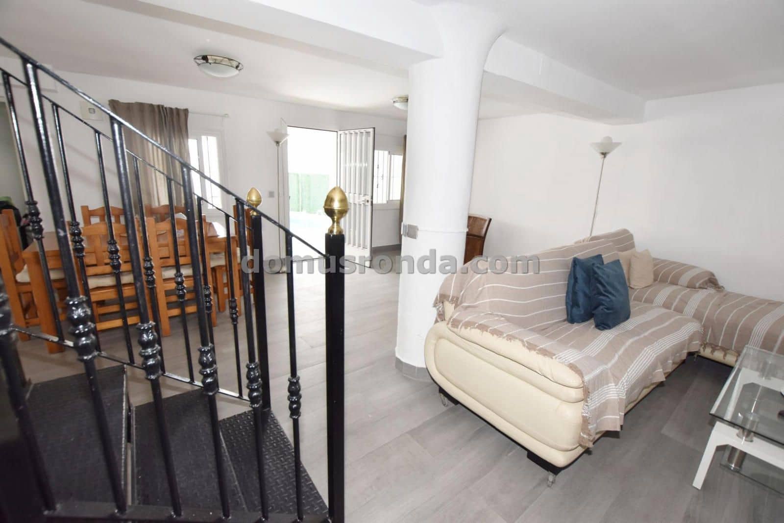 3 soveværelse Villa til salg i Ronda med swimmingpool - € 250.000 (Ref: 9078488)