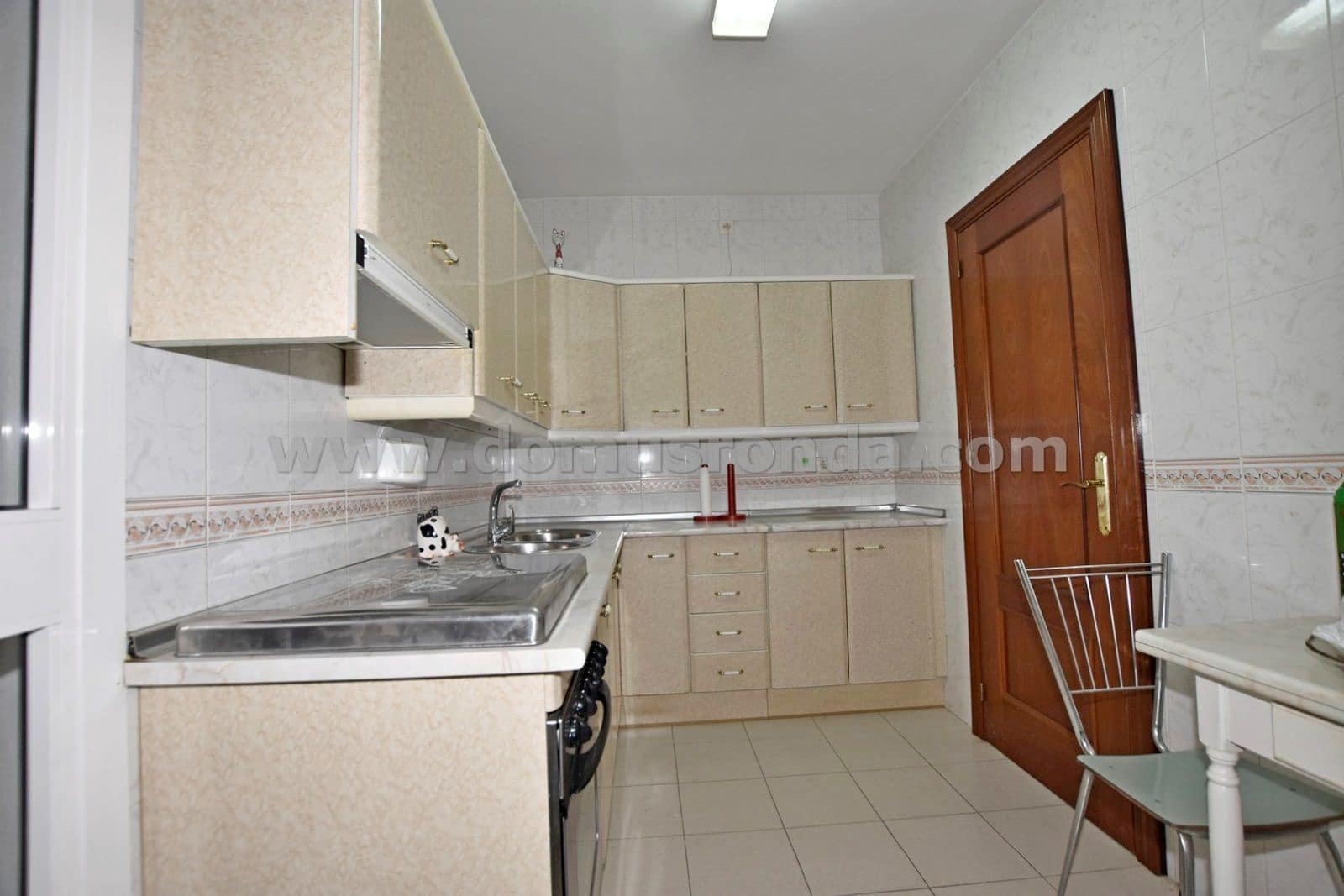 3 soveværelse Lejlighed til salg i Ronda med garage - € 170.000 (Ref: 9078489)