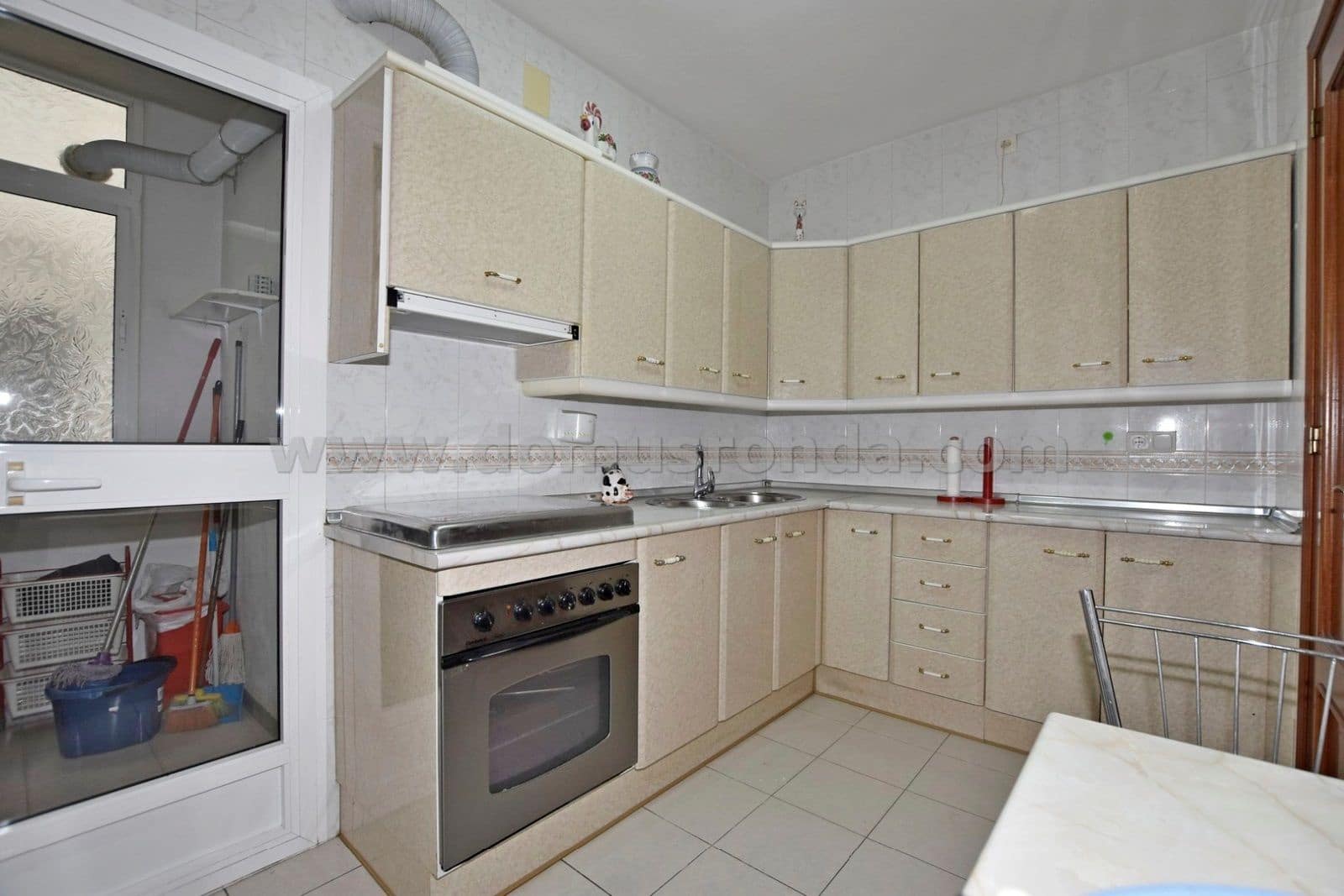 3 soveværelse Lejlighed til salg i Ronda med garage - € 170.000 (Ref: 9078489)