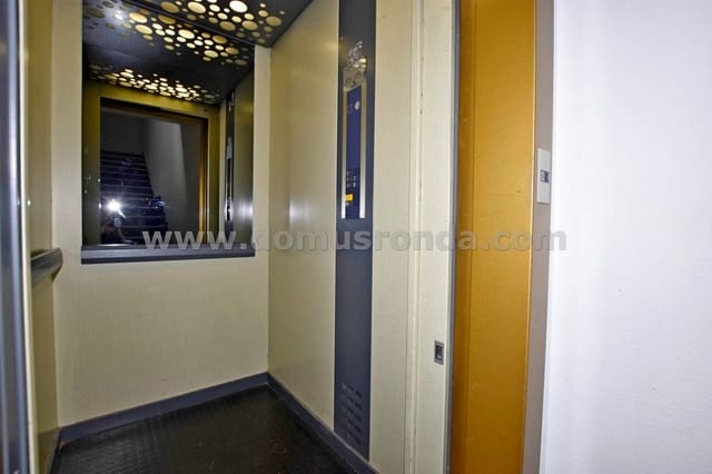 3 sypialnia Mieszkanie na sprzedaż w Ronda z garażem - 170 000 € (Ref: 9078489)