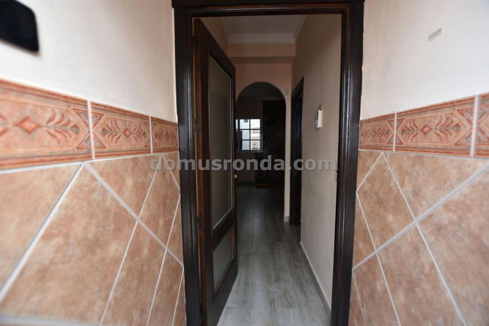 3 bedroom Villa for sale in Ronda with garage - € 148,000 (Ref: 9085648)