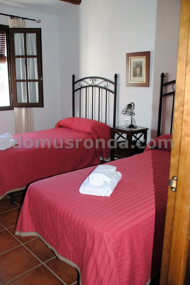 2 sypialnia Willa na sprzedaż w Montejaque z basenem - 131 000 € (Ref: 9107890)