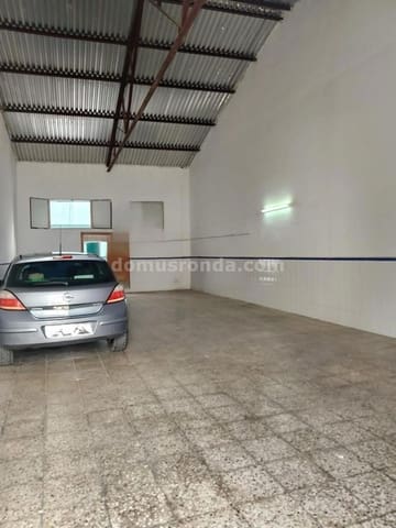10 soverom Villa til salgs i Alcalá del Valle med garasje - € 250 000 (Ref: 9109157)