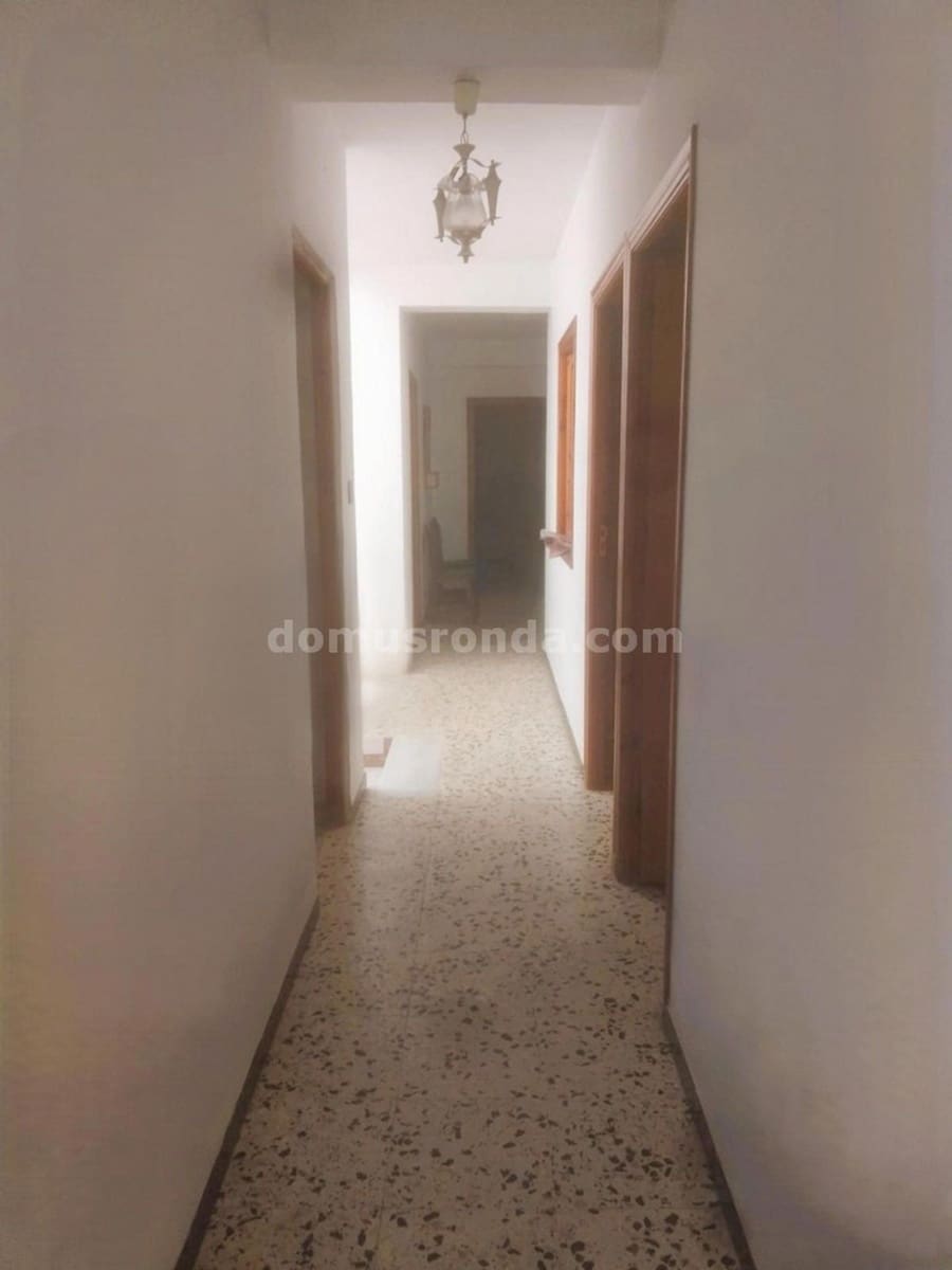 10 soveværelse Villa til salg i Alcala del Valle med garage - € 250.000 (Ref: 9109157)