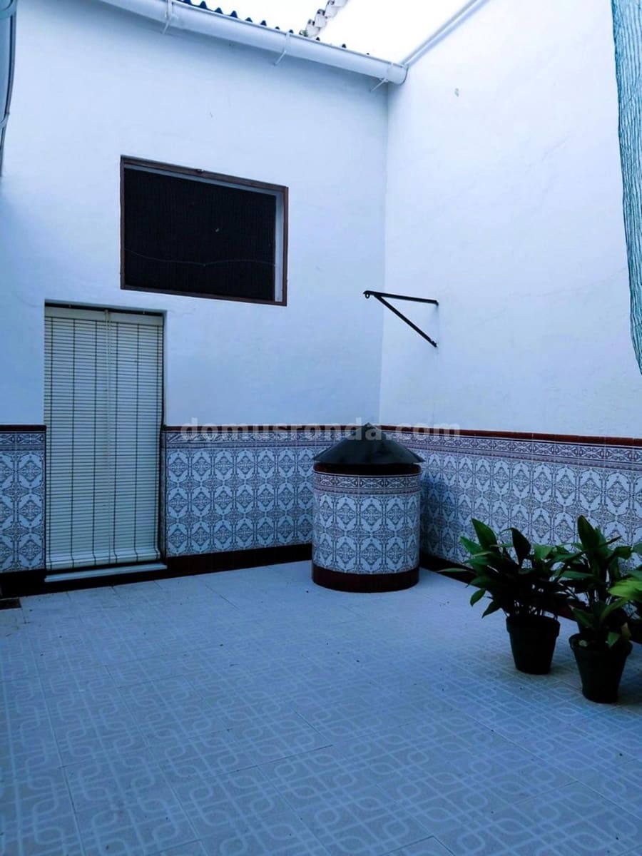 10 soveværelse Villa til salg i Alcala del Valle med garage - € 250.000 (Ref: 9109157)