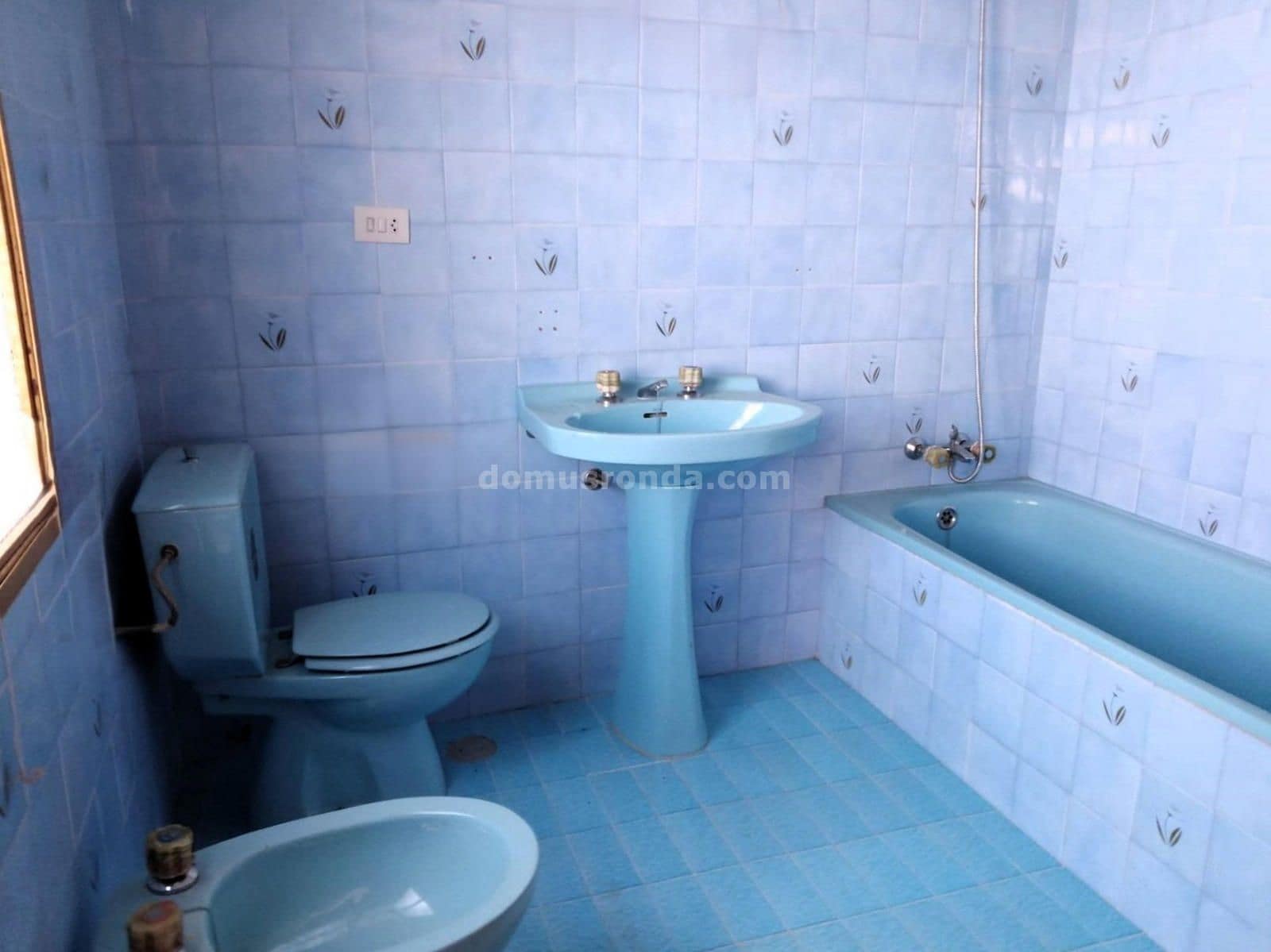 10 soveværelse Villa til salg i Alcala del Valle med garage - € 250.000 (Ref: 9109157)