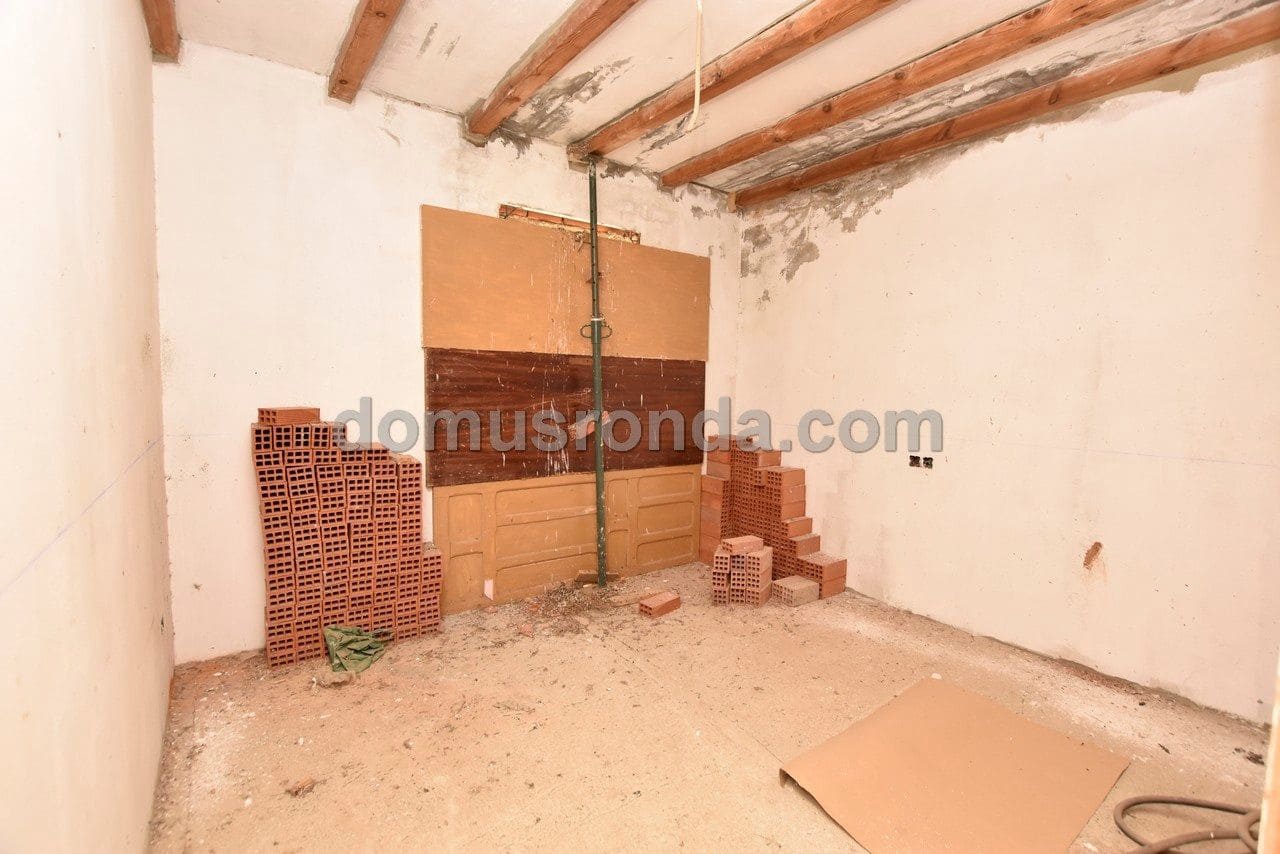 3 makuuhuone Asunto myytävänä paikassa Benaojan - 48 000 € (Ref: 9125903)