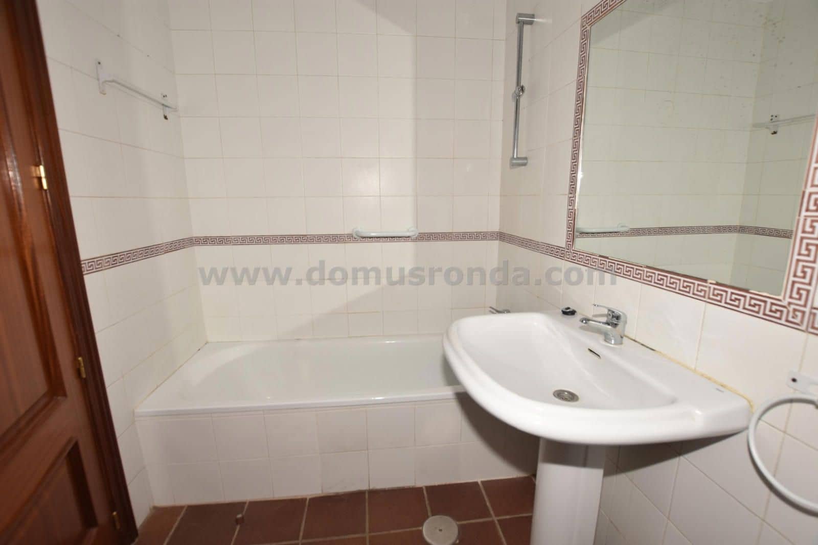 3 soveværelse Villa til salg i Ronda med garage - € 289.000 (Ref: 9138215)