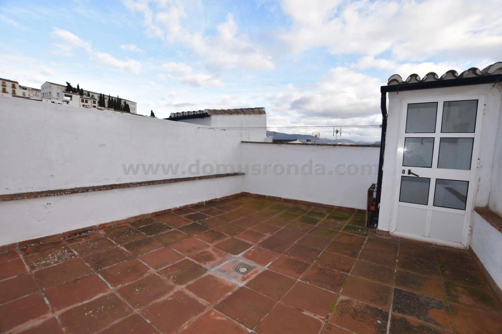 3 soveværelse Villa til salg i Ronda med garage - € 289.000 (Ref: 9138215)