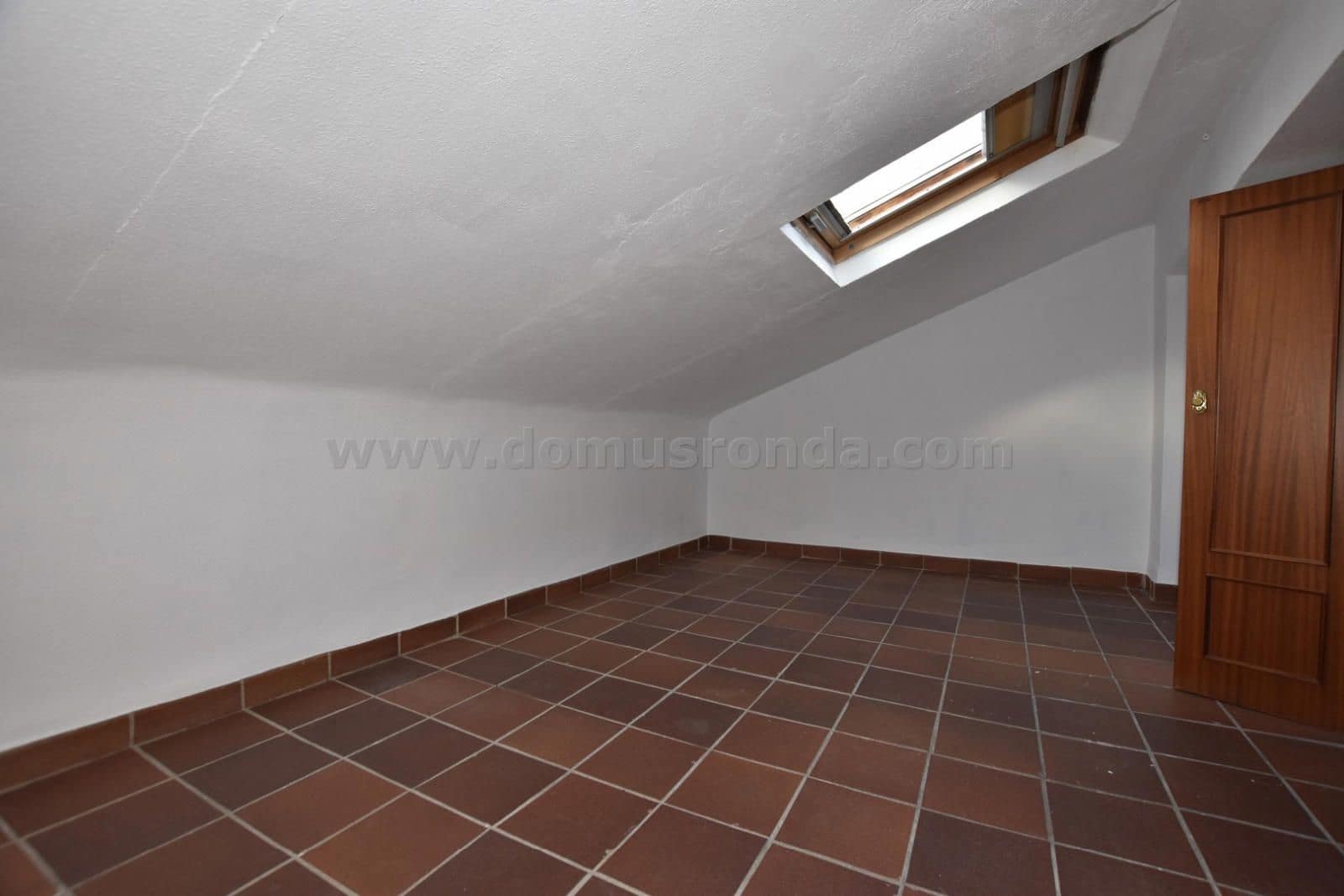 3 soveværelse Villa til salg i Ronda med garage - € 289.000 (Ref: 9138215)