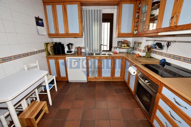 3 sovrum Villa till salu i Ronda med garage - 289 000 € (Ref: 9138215)