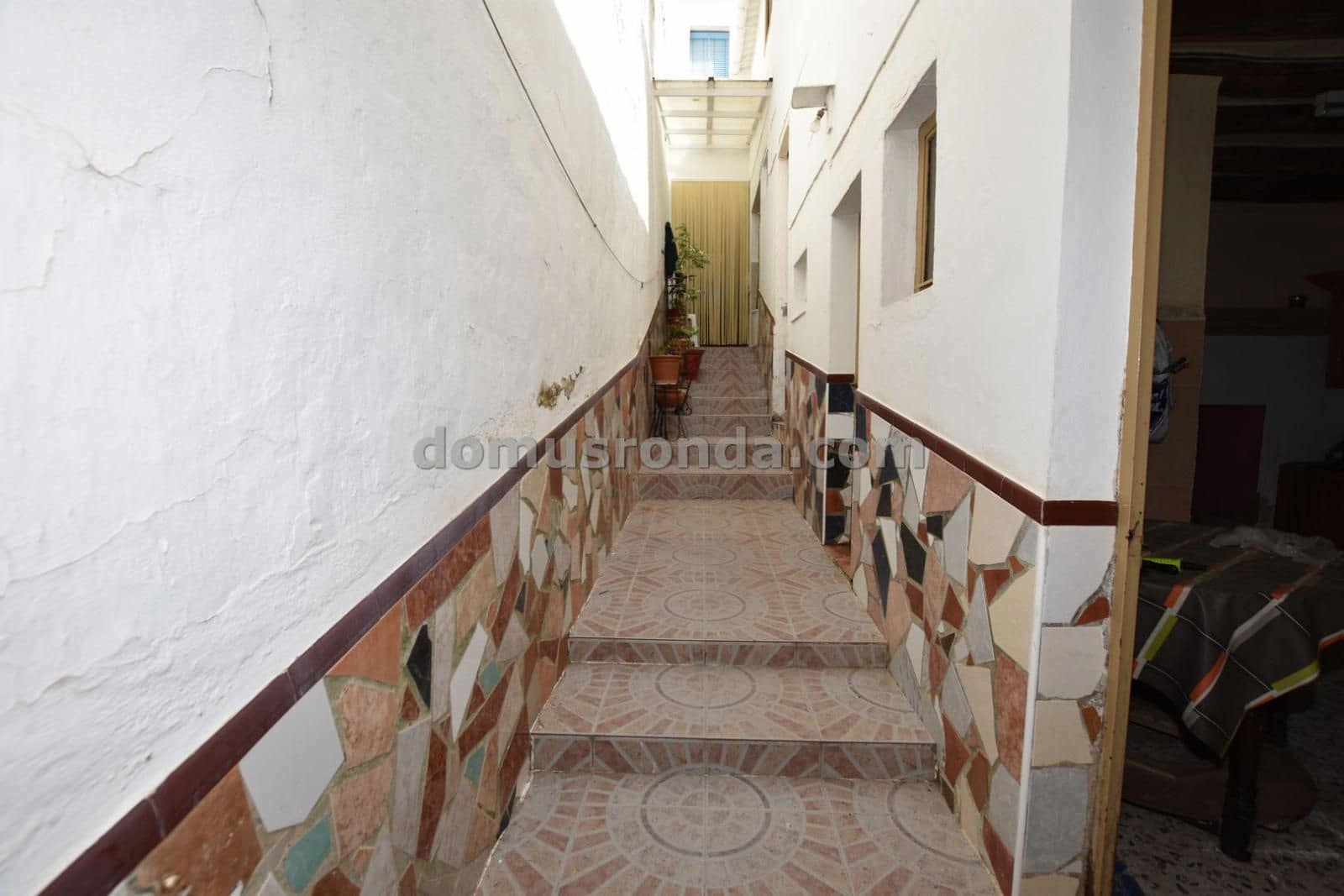 5 soveværelse Villa til salg i Cuevas del Becerro med garage - € 155.000 (Ref: 9180161)