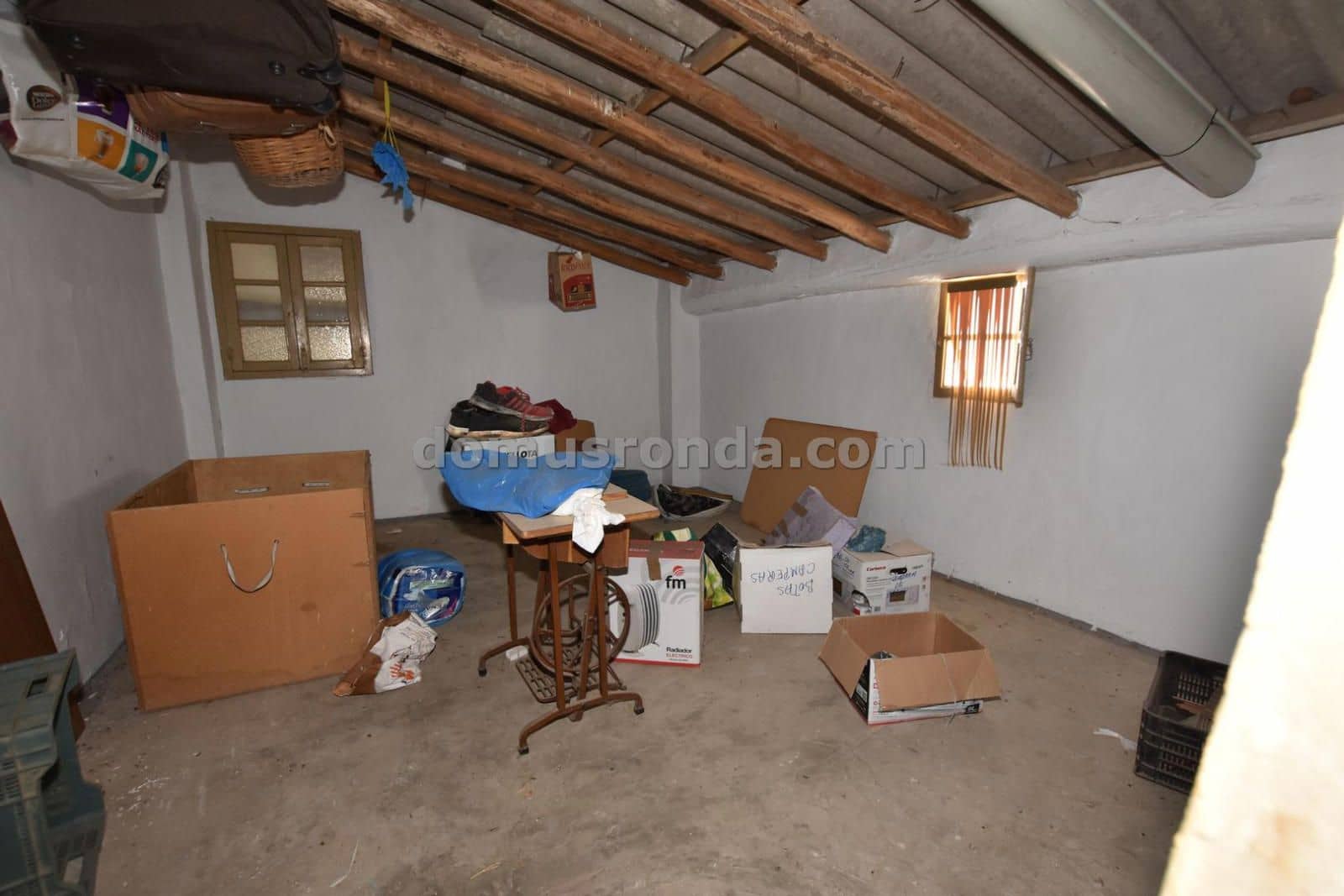 5 soveværelse Villa til salg i Cuevas del Becerro med garage - € 155.000 (Ref: 9180161)