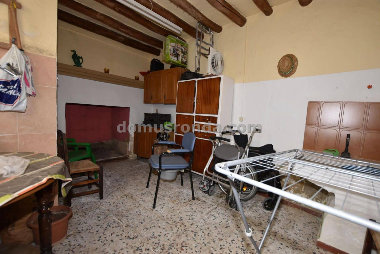 5 soveværelse Villa til salg i Cuevas del Becerro med garage - € 155.000 (Ref: 9180161)