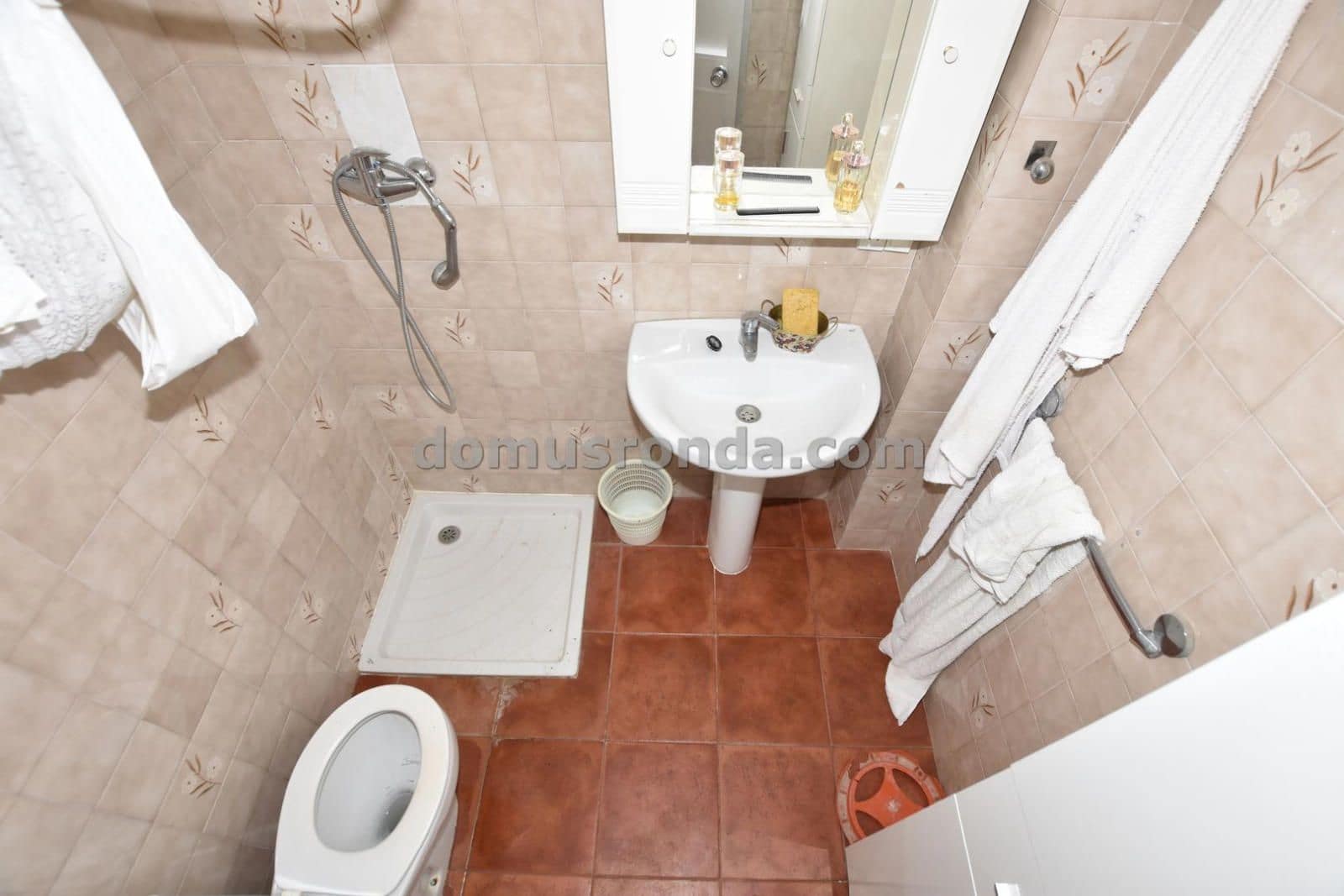 5 soveværelse Villa til salg i Cuevas del Becerro med garage - € 155.000 (Ref: 9180161)