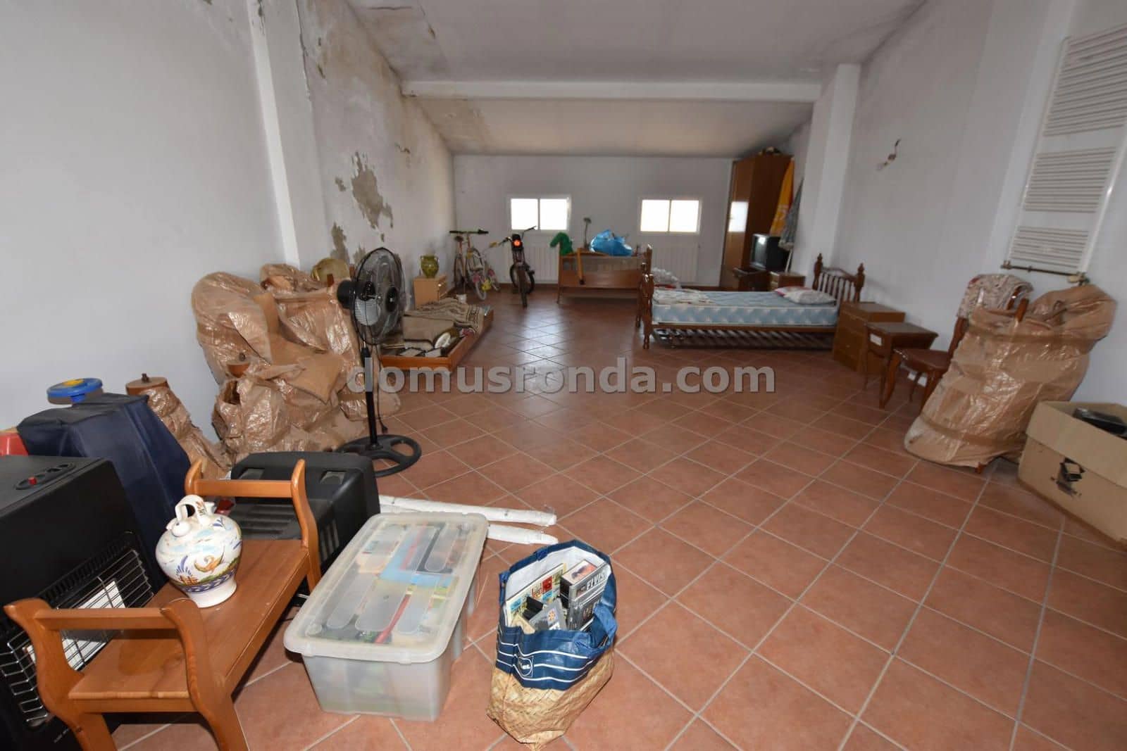 6 sypialnia Willa na sprzedaż w Cuevas del Becerro z garażem - 117 000 € (Ref: 9185973)