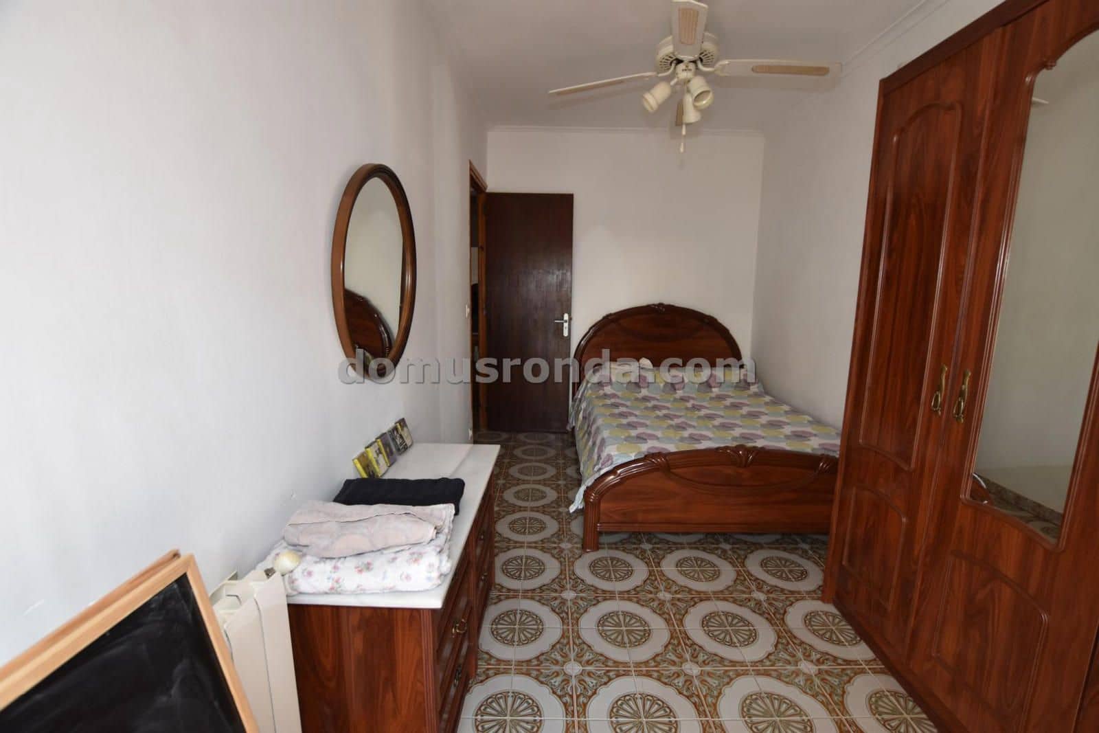 6 sypialnia Willa na sprzedaż w Cuevas del Becerro z garażem - 117 000 € (Ref: 9185973)