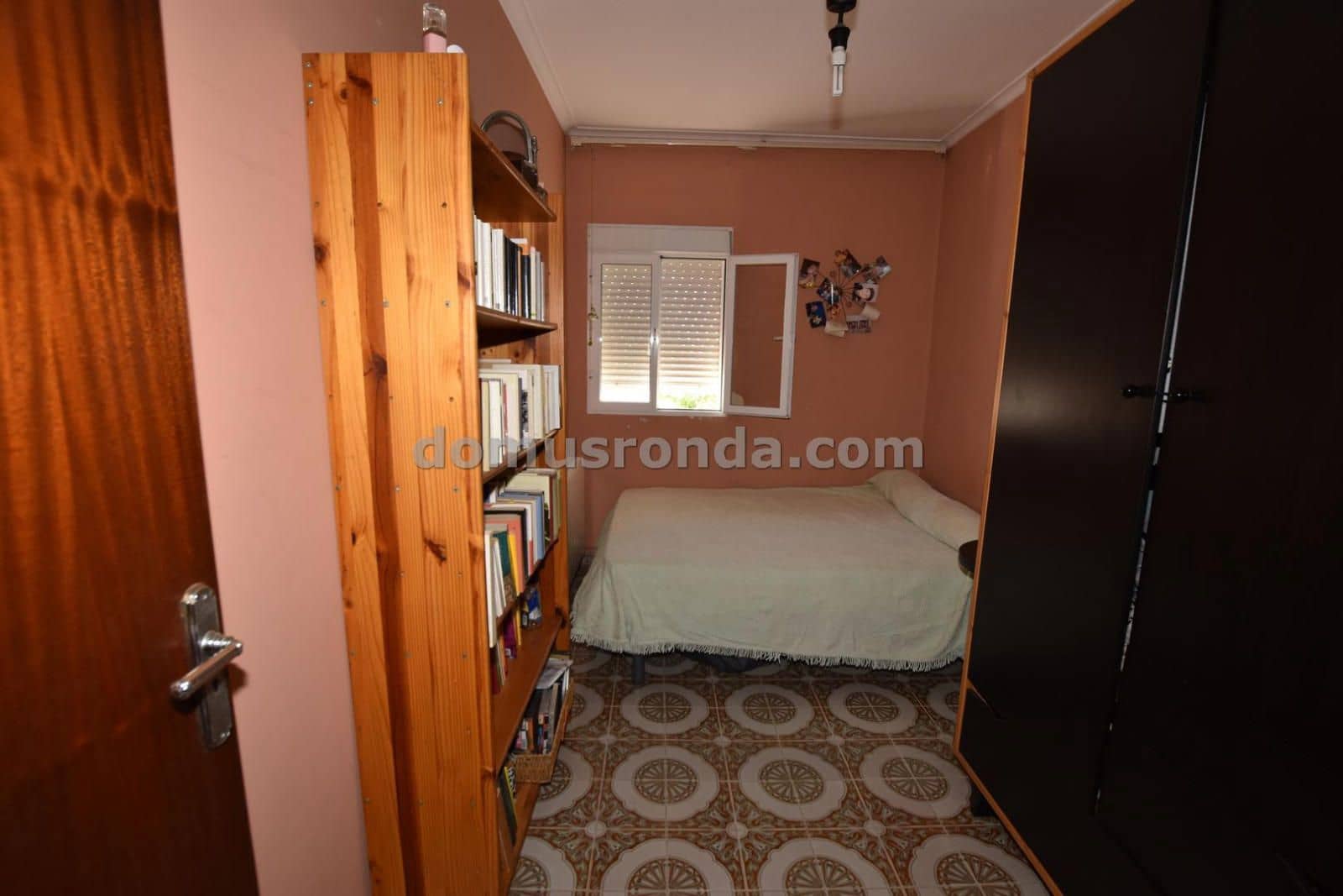 6 sypialnia Willa na sprzedaż w Cuevas del Becerro z garażem - 117 000 € (Ref: 9185973)