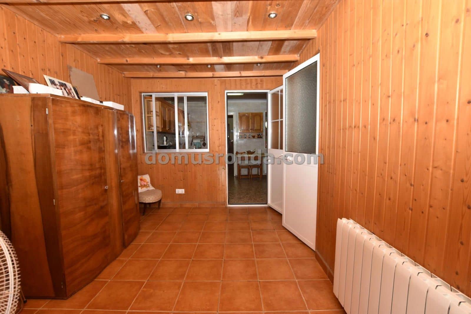 6 sypialnia Willa na sprzedaż w Cuevas del Becerro z garażem - 117 000 € (Ref: 9185973)