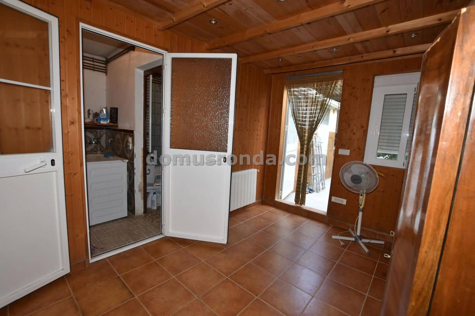 6 sypialnia Willa na sprzedaż w Cuevas del Becerro z garażem - 117 000 € (Ref: 9185973)