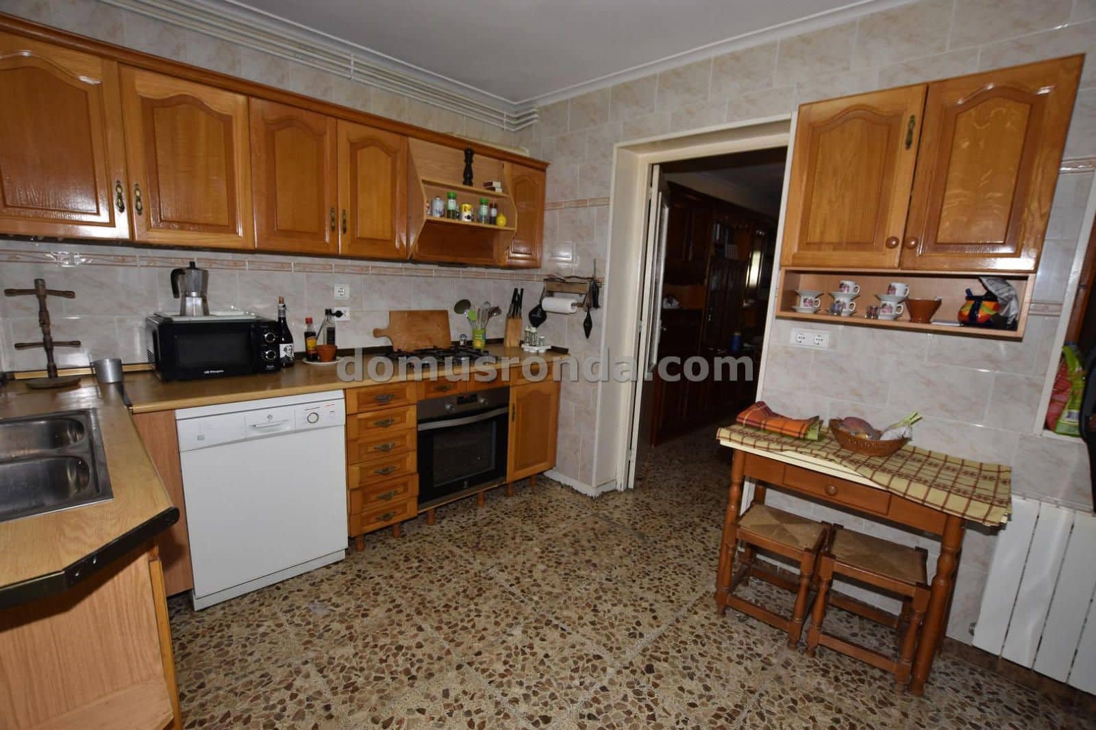 6 sypialnia Willa na sprzedaż w Cuevas del Becerro z garażem - 117 000 € (Ref: 9185973)