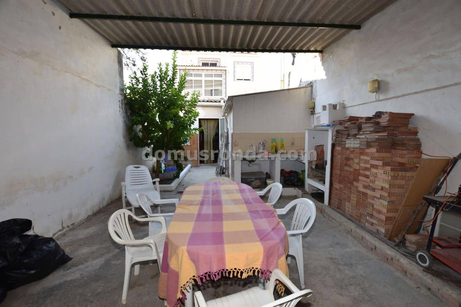 6 sypialnia Willa na sprzedaż w Cuevas del Becerro z garażem - 117 000 € (Ref: 9185973)