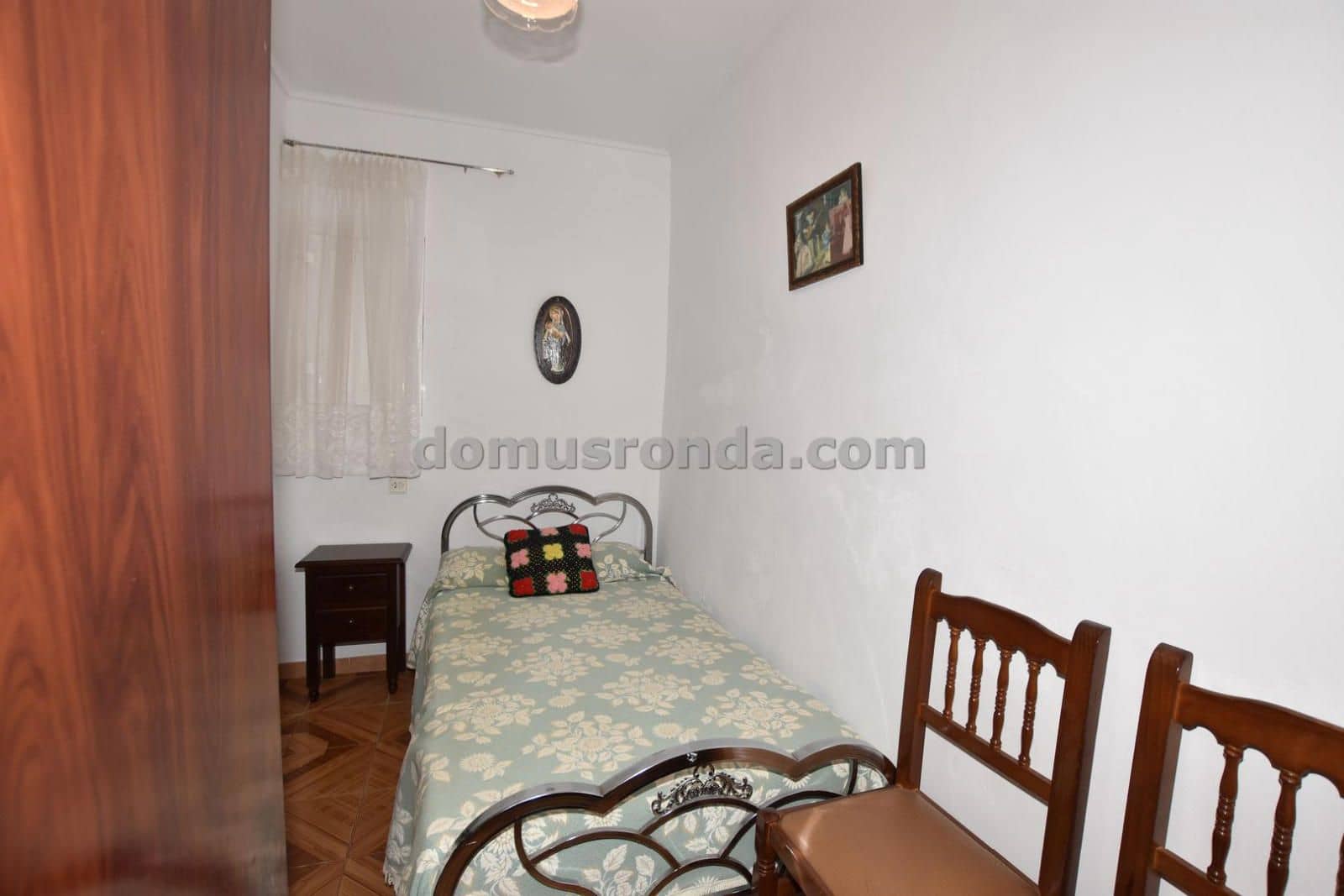 6 bedroom Villa for sale in Cuevas del Becerro - € 80,000 (Ref: 9185974)