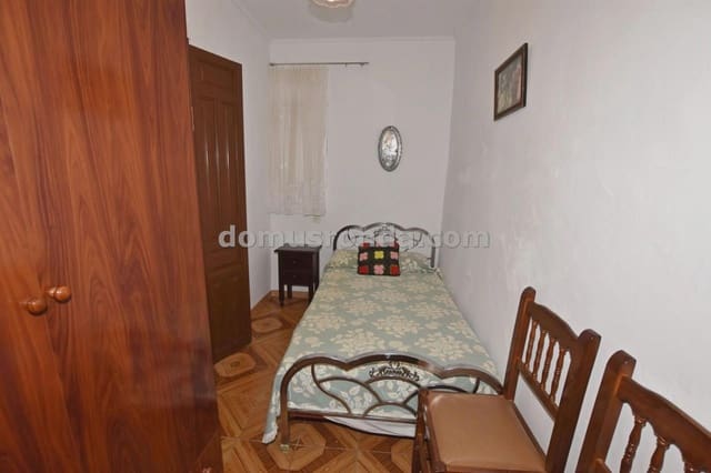 6 quarto Moradia para venda em Cuevas del Becerro - 80 000 € (Ref: 9185974)