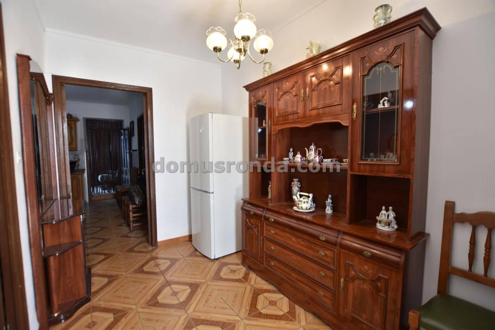6 bedroom Villa for sale in Cuevas del Becerro - € 80,000 (Ref: 9185974)