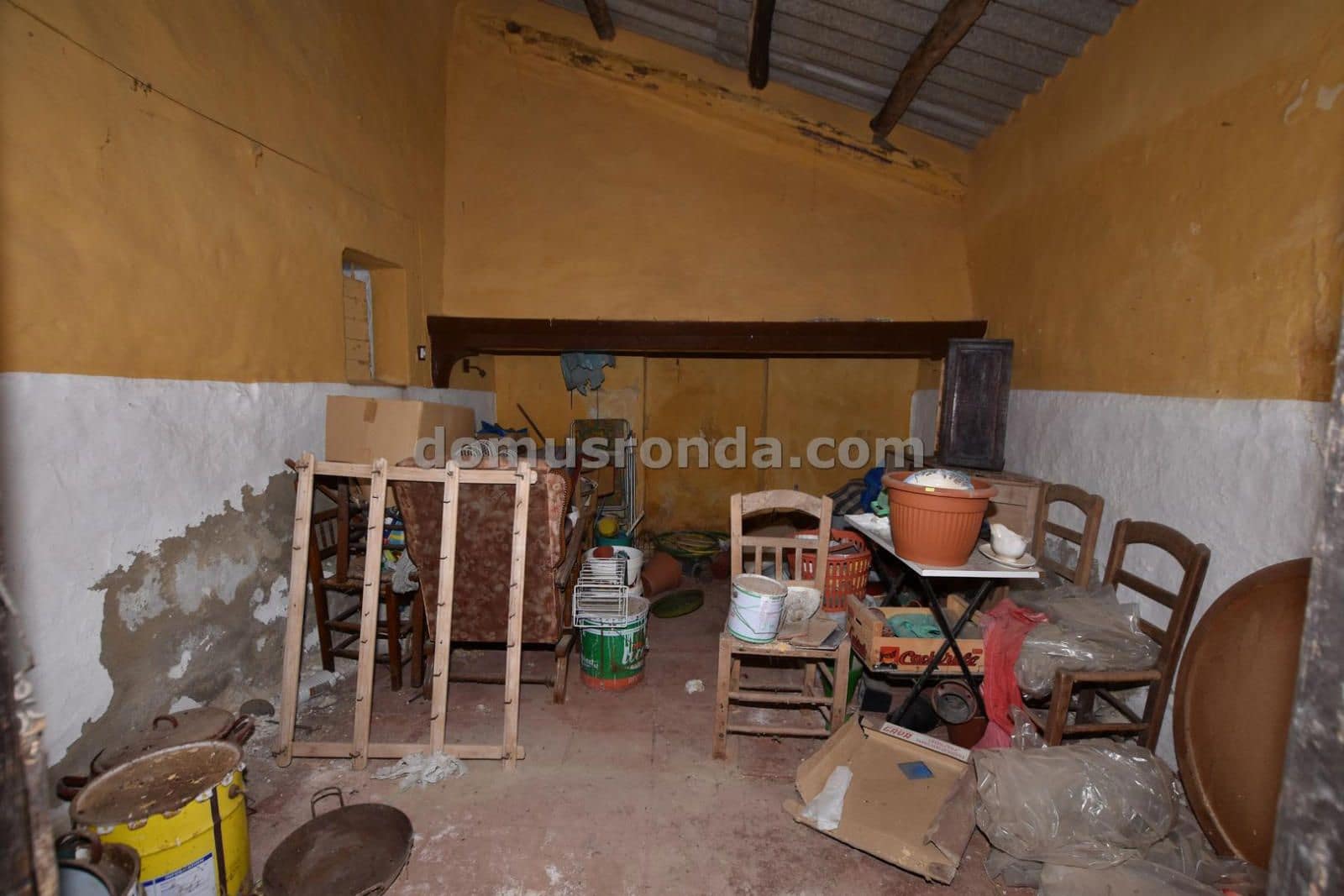 9 soveværelse Villa til salg i Cuevas del Becerro med garage - € 150.000 (Ref: 9191376)