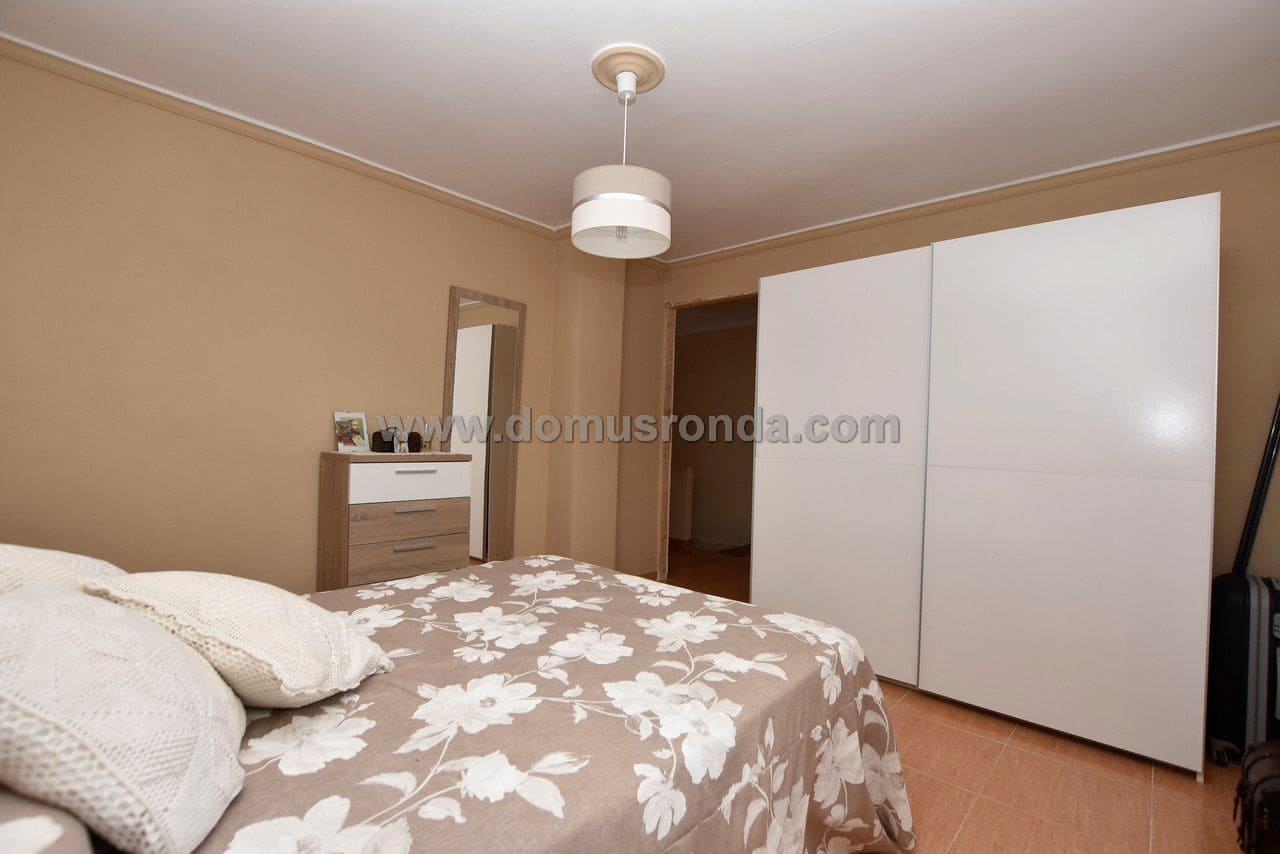 3 bedroom Villa for sale in Ronda - € 120,000 (Ref: 9239301)