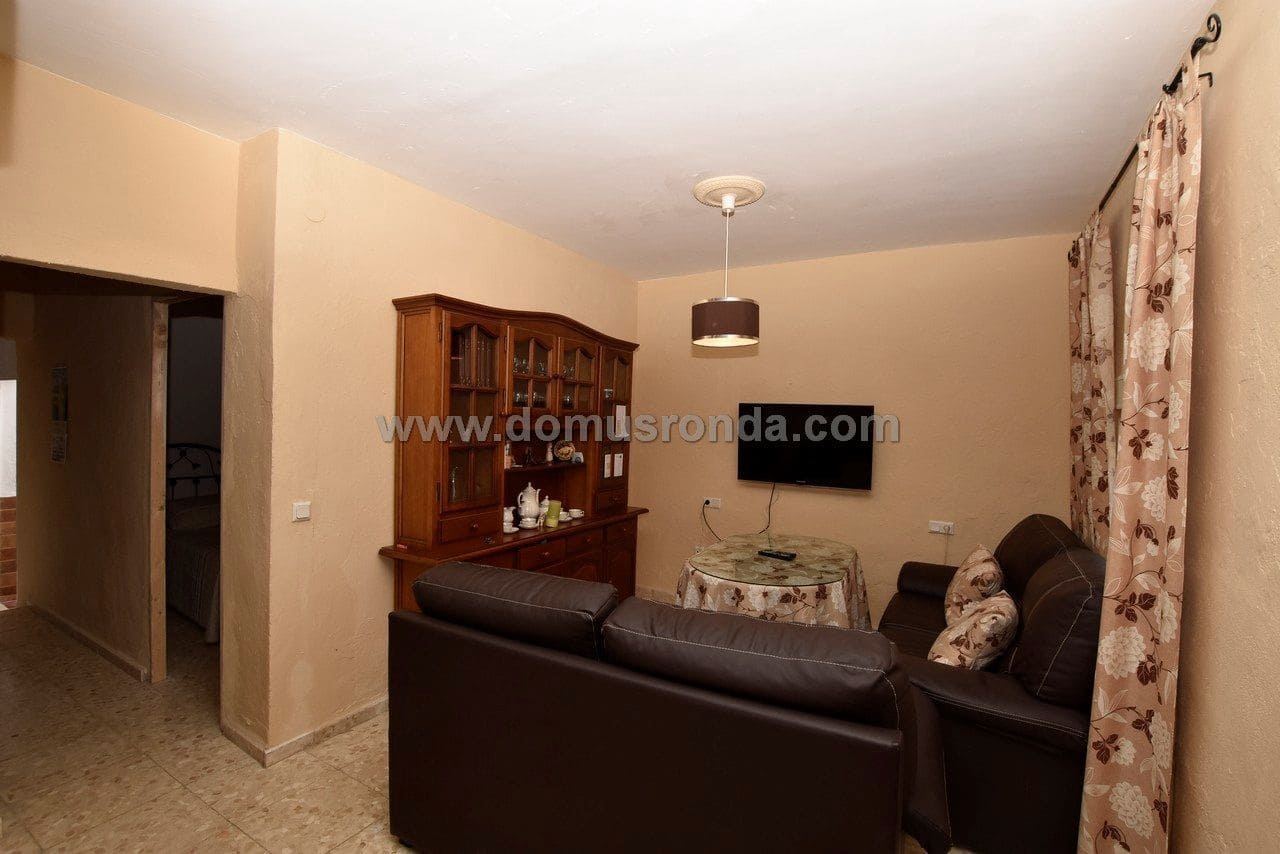 3 bedroom Villa for sale in Ronda - € 120,000 (Ref: 9239301)