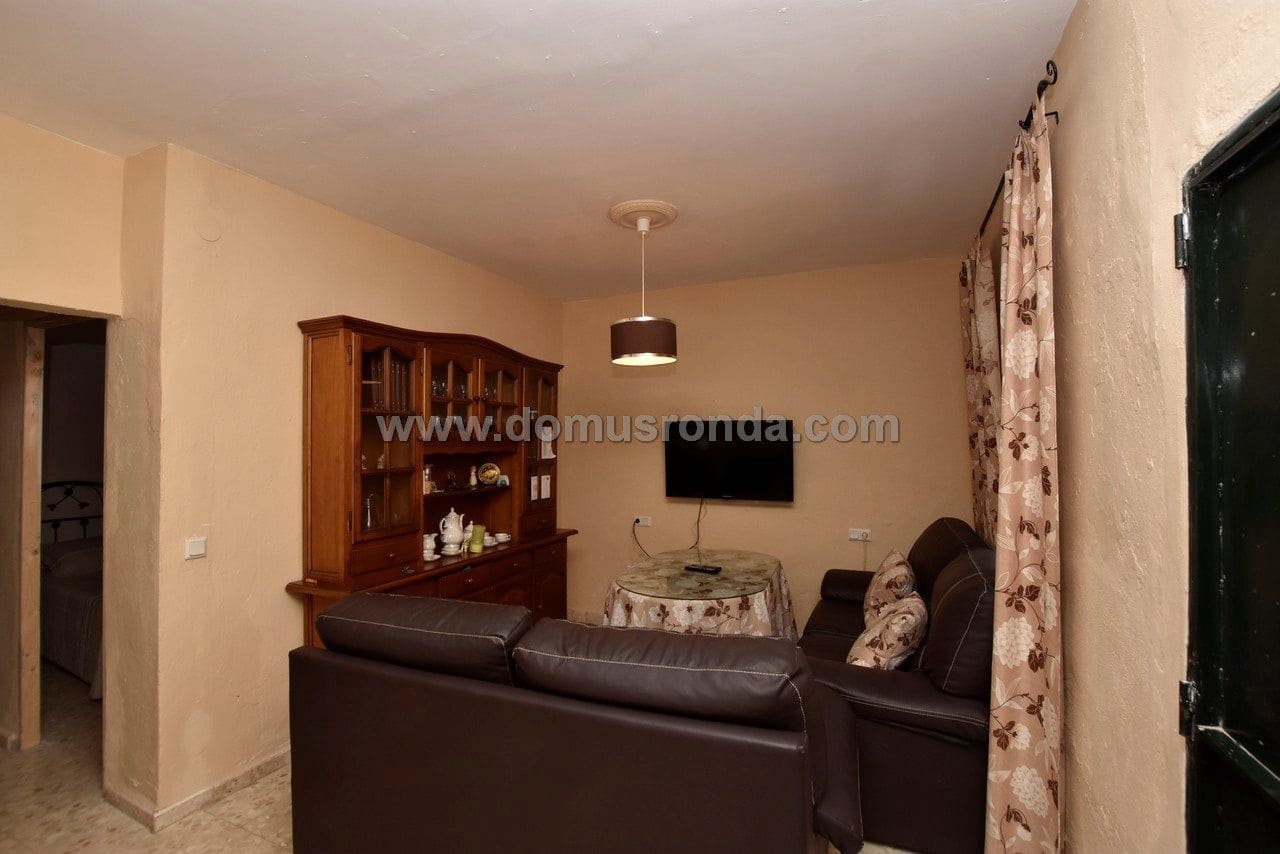 3 bedroom Villa for sale in Ronda - € 120,000 (Ref: 9239301)