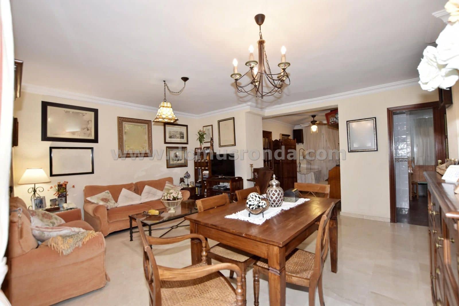 3 sypialnia Mieszkanie na sprzedaż w Ronda z garażem - 240 000 € (Ref: 9271798)