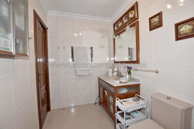 3 sypialnia Mieszkanie na sprzedaż w Ronda z garażem - 240 000 € (Ref: 9271798)