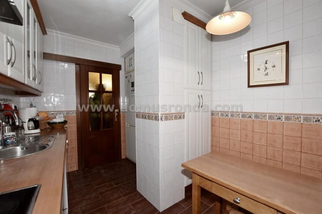 3 sypialnia Mieszkanie na sprzedaż w Ronda z garażem - 240 000 € (Ref: 9271798)