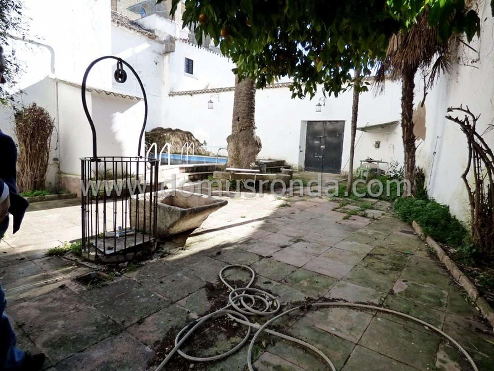 8 sypialnia Willa na sprzedaż w Ronda z basenem garażem - 2 000 000 € (Ref: 9279839)